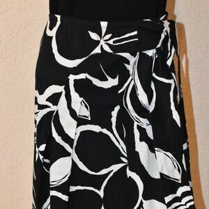 Black and White, Floral Pattern, Knee-length Wrap Skirt by Superior US 8